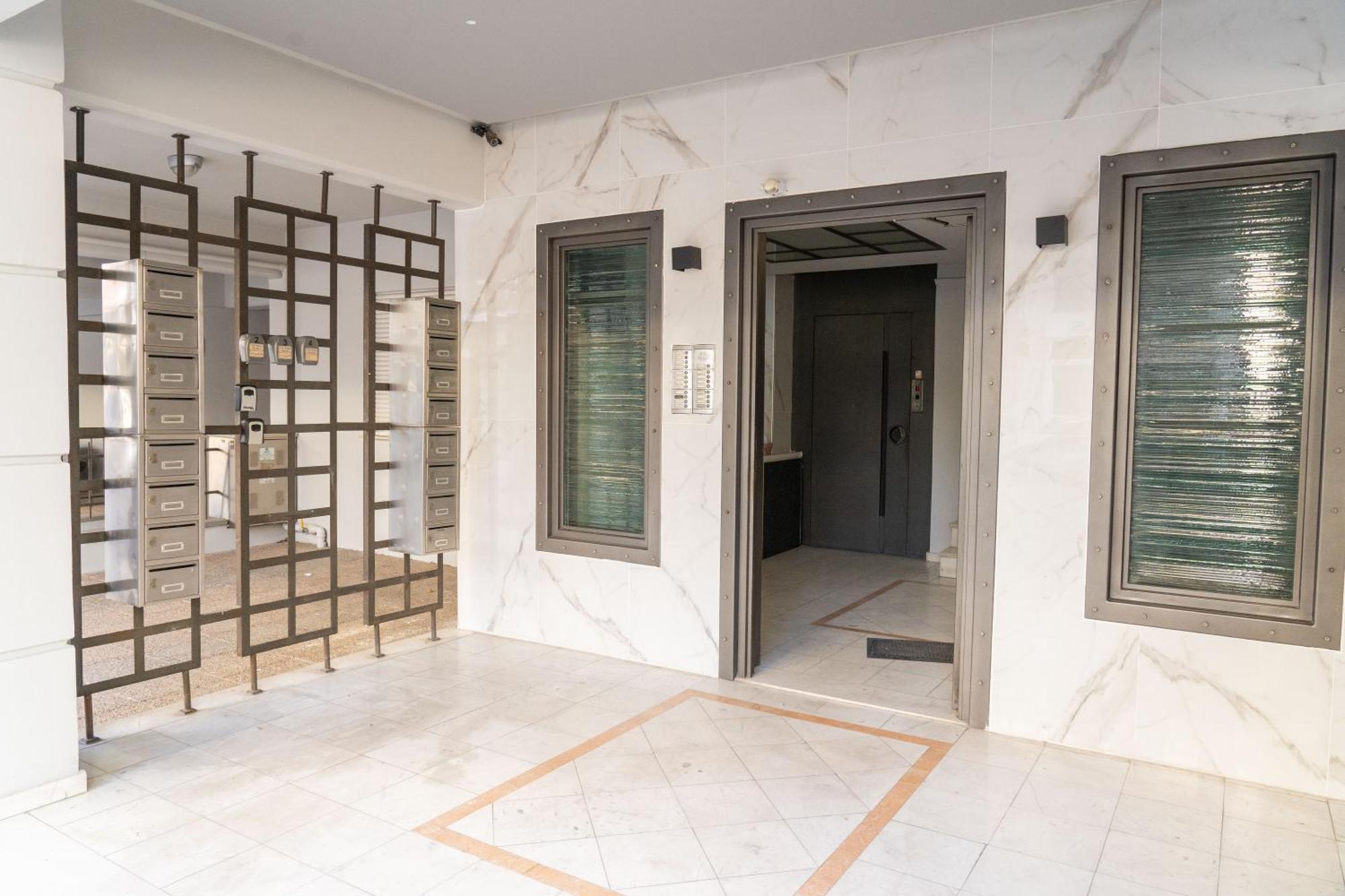 Ferienwohnung The Whole Packet A4 Center With Parking Larissa Exterior foto